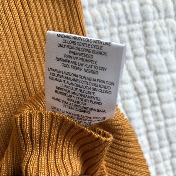 Junior's Almost Famous Funnel Neck Keyhole Midi Dress Size Medium - Picture 4 of 12